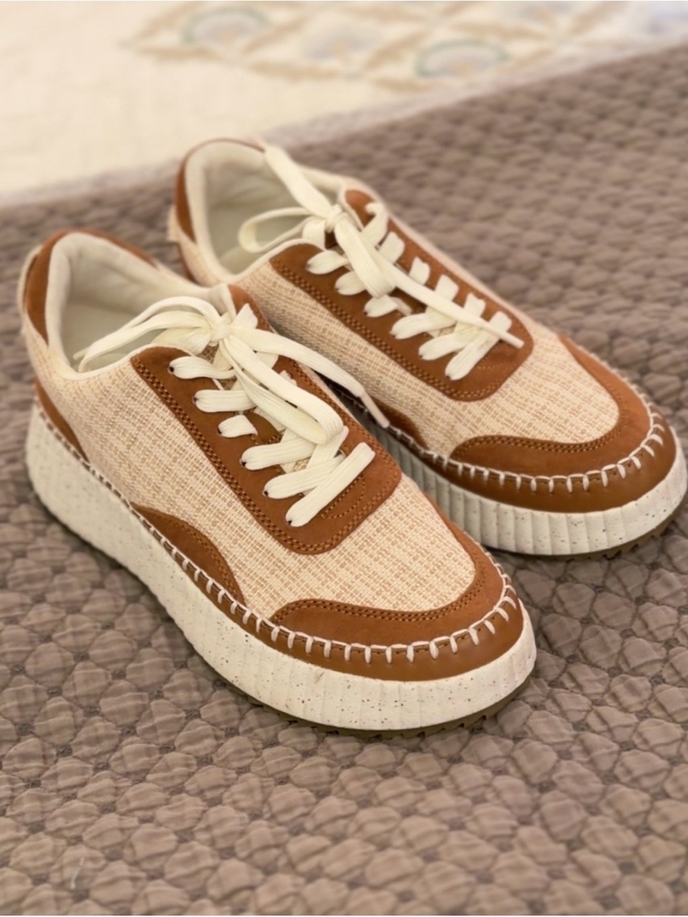 Universal Thread Women's Persephone sneakers Sz 8.5